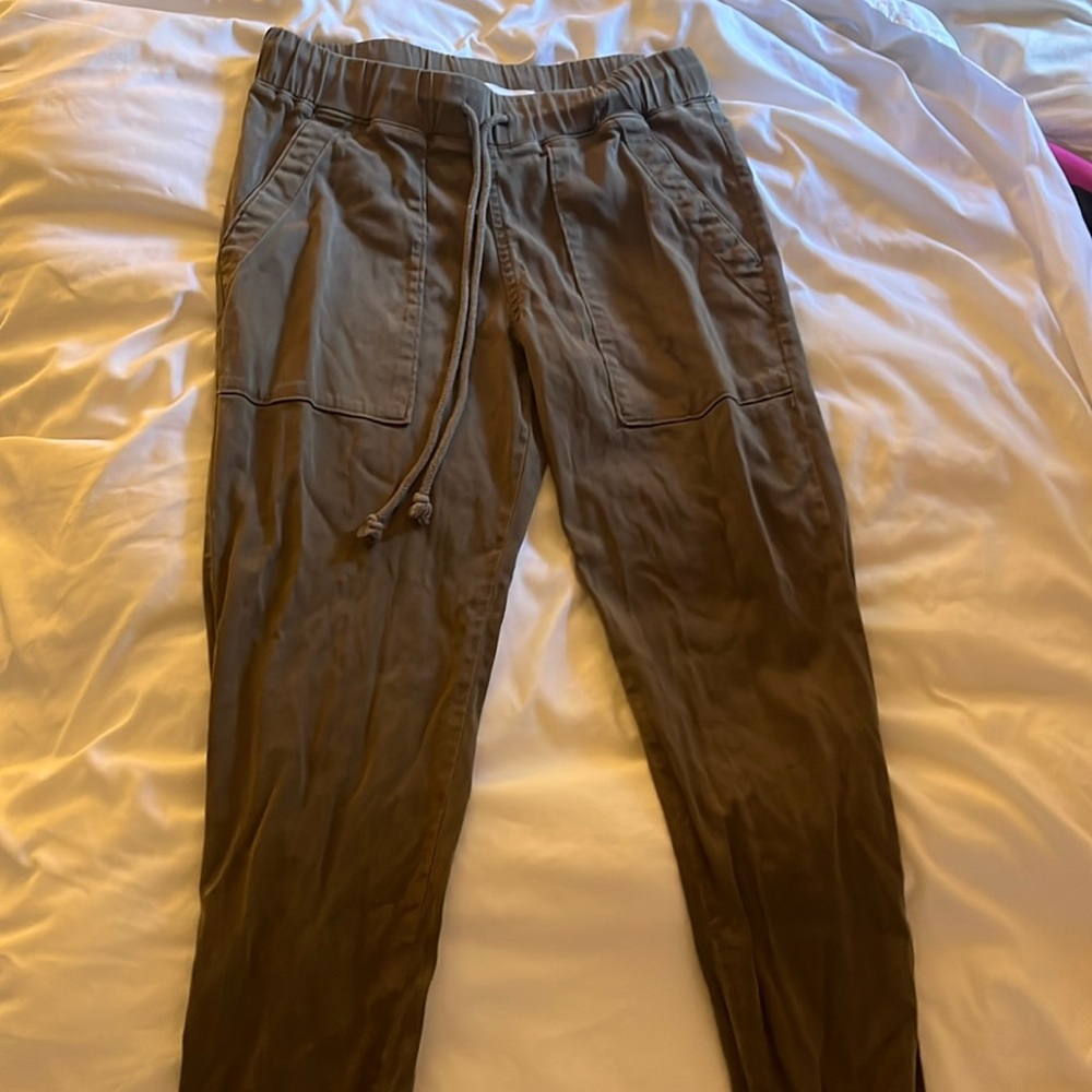 Bella Dahl pants, size XS, never worn before